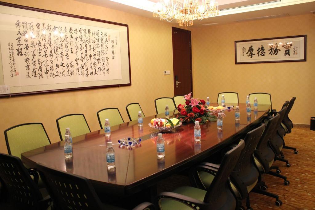 Jun Hao Hotel Tungkuan Kültér fotó