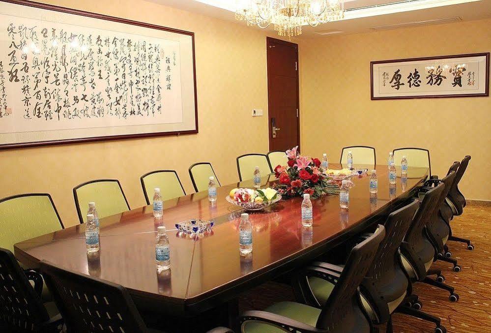 Jun Hao Hotel Tungkuan Kültér fotó