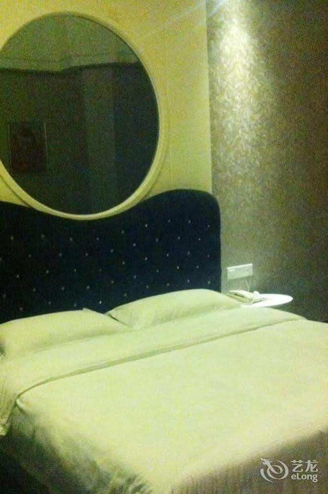 Jun Hao Hotel Tungkuan Kültér fotó